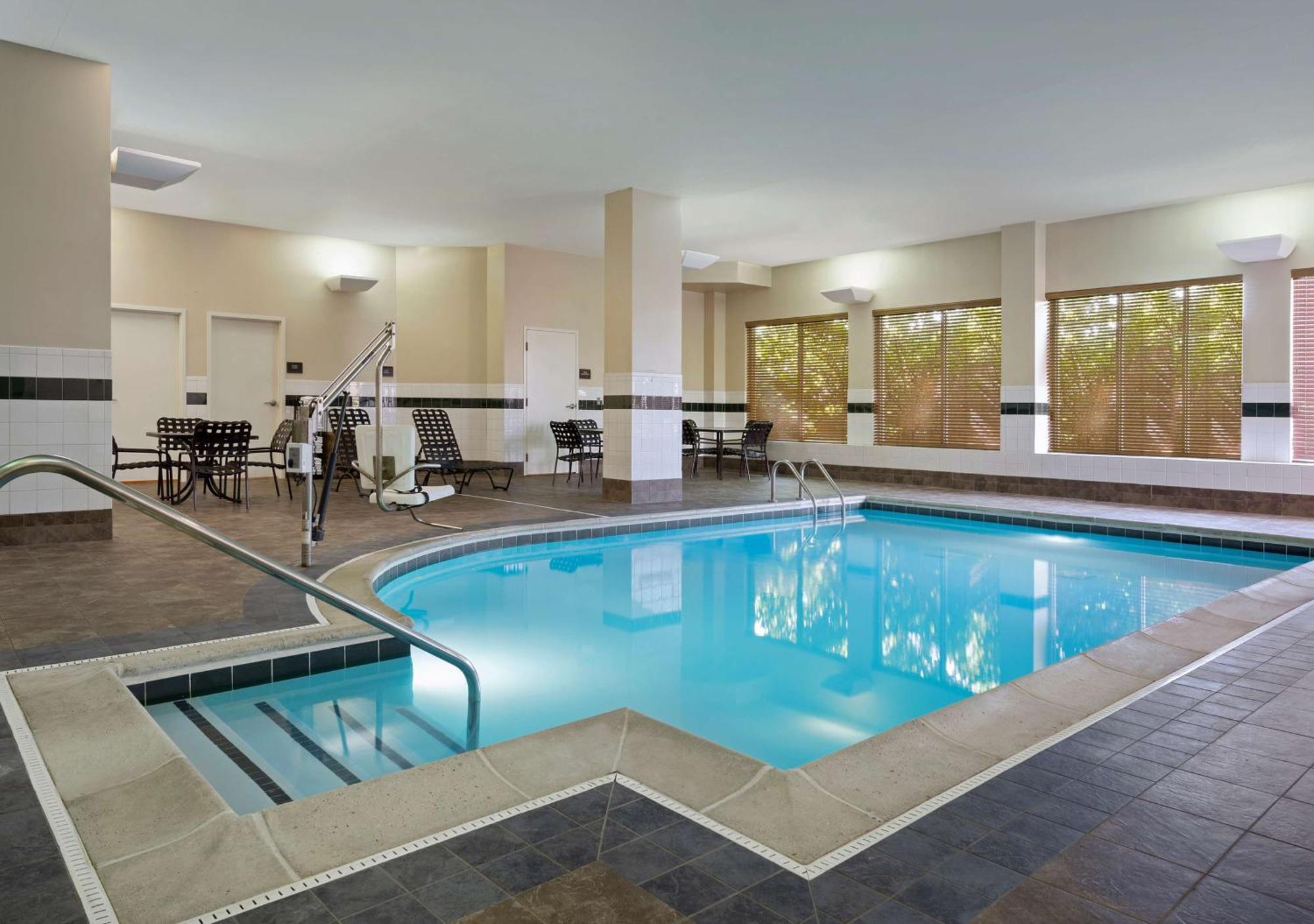 Hilton Garden Chicago/midway Airport Hotel Bedford Park