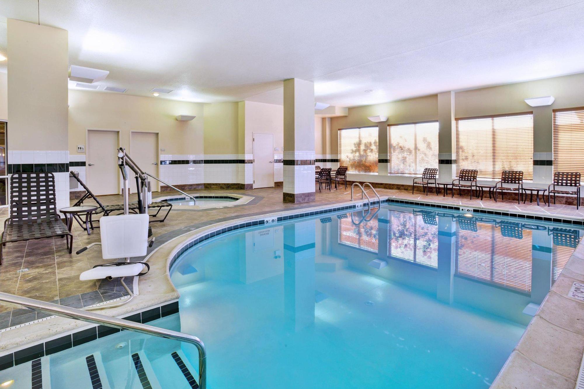 Hilton Garden Chicago/midway Airport Hotel 3*